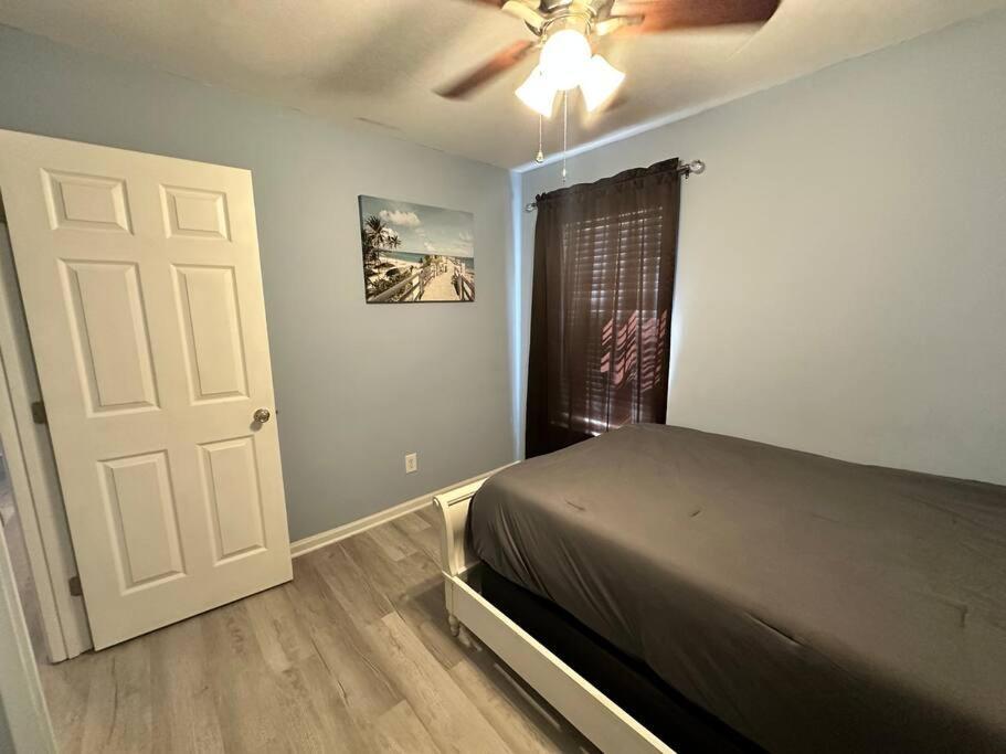 Adorable 3Br/2Ba W/ Garage 2Min Walk Ecu Health Villa Greenville Exterior foto