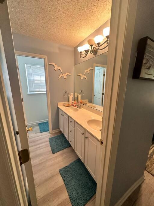 Adorable 3Br/2Ba W/ Garage 2Min Walk Ecu Health Villa Greenville Exterior foto